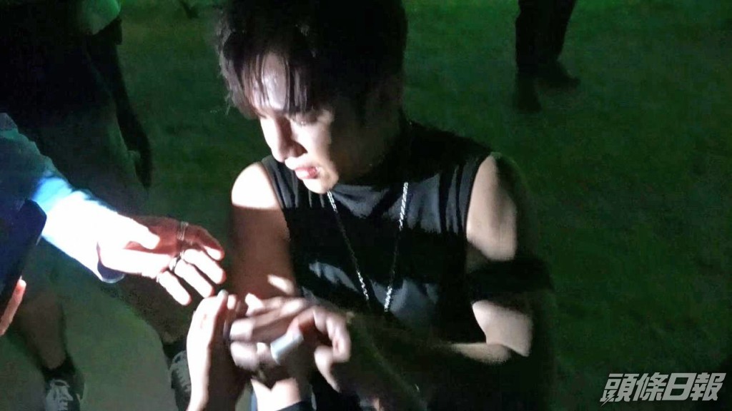 一停機即處理傷口。